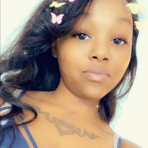 Meet your Posher, Candace